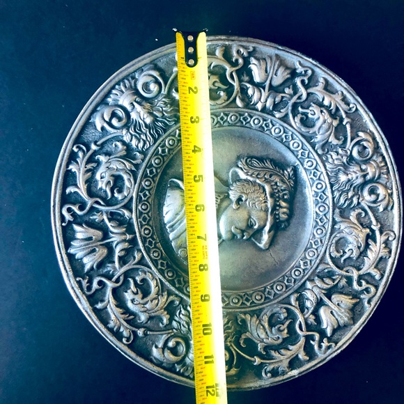 Antique Style Green Man Portrait of Cast Metal Charger Plate Wall Plaque 12”each - Picture 6 of 11